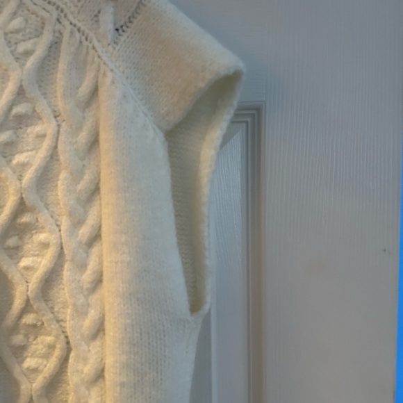 Lucy Paris Sweater Vest. - Picture 3 of 4